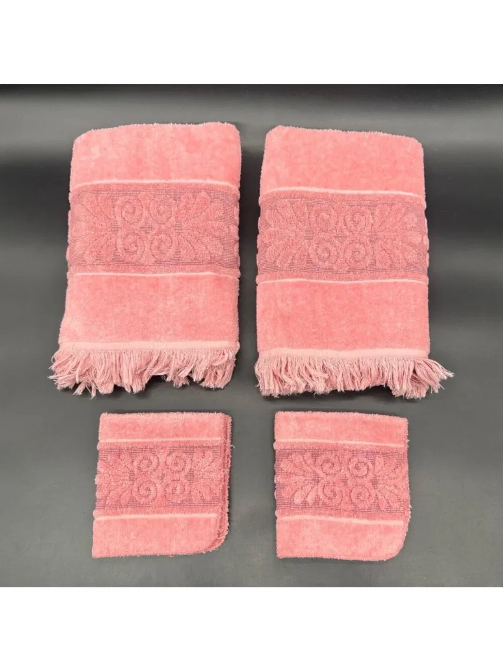 Vintage Pink Cannon Bath Towels Washcloths Set Sculpted Seashell Fringe 80s USA